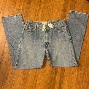 Levi’s Urban Outfitters Urban Renewal Jeans